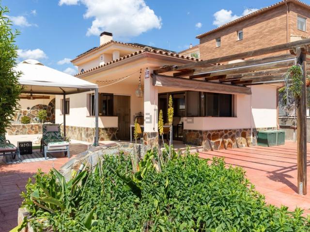 Chalet, Sant Miquel de Guanteres