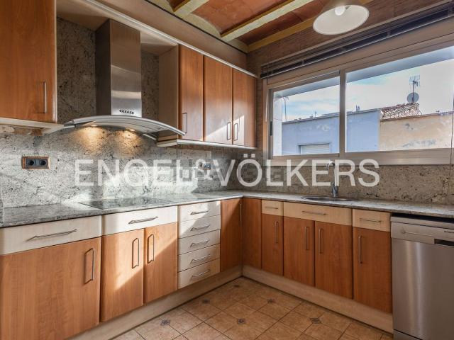 Chalet, Sant Pere Nord, Terrassa