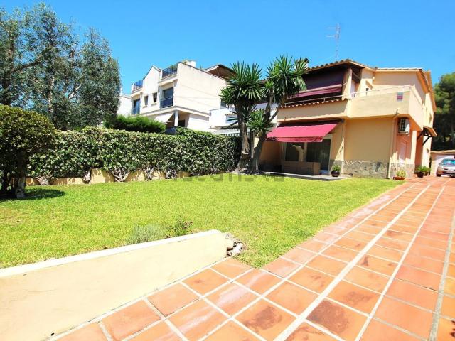 Chalet, Sant Pere de Ribes