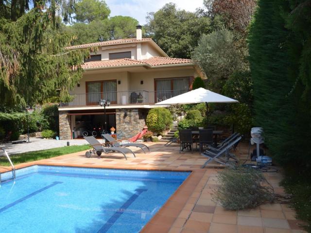 Chalet, Sant Pere de Vilamajor