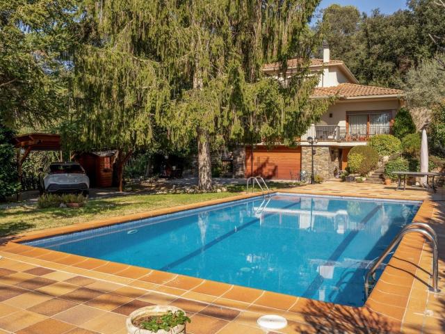 Chalet, Sant Pere de Vilamajor