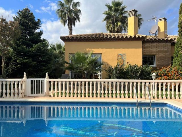 Chalet, Sant Pere Pescador