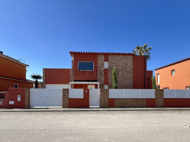 Chalet, Sant Pere Pescador