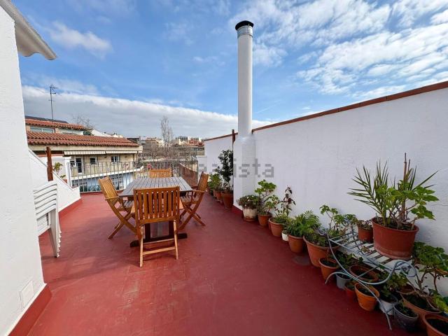 Chalet, Sant Pere, Terrassa