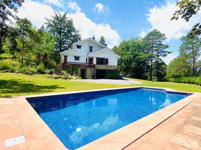 Chalet, Sant Quirze Safaja