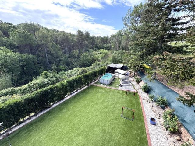 Chalet, Sant Salvador de Guardiola