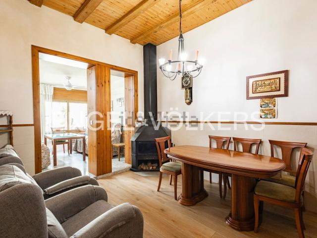 Chalet, Santa Coloma de Cervelló