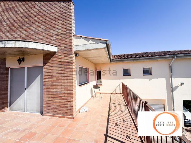 Chalet, Santa Coloma de Farners