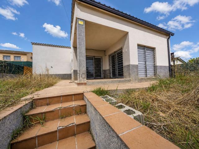 Chalet, Santa Coloma de Farners