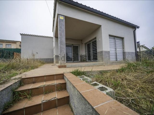 Chalet, Santa Coloma de Farners