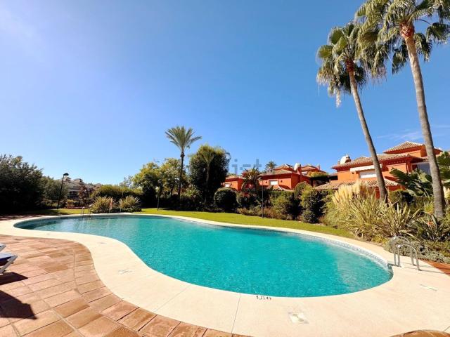 Chalet, Santa Clara, Marbella