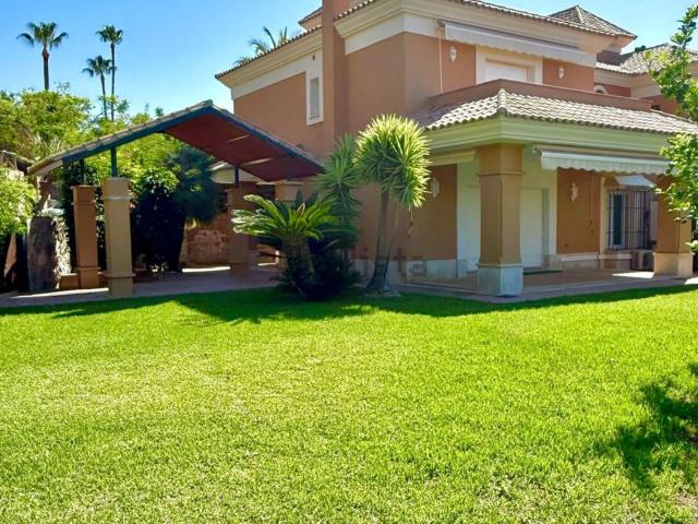 Chalet, Santa Clara, Marbella