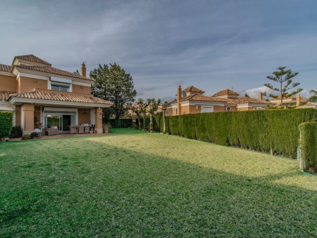 Chalet, Santa Clara, Marbella