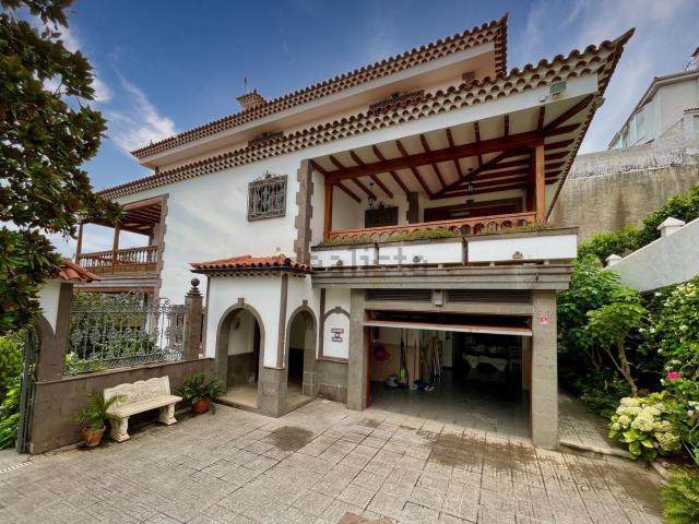 Chalet, Santa Brigida