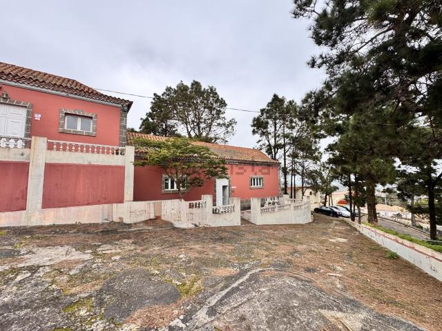 Chalet, Santa Brigida