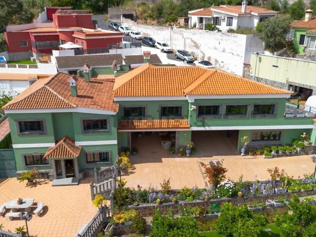Chalet, Santa Brigida