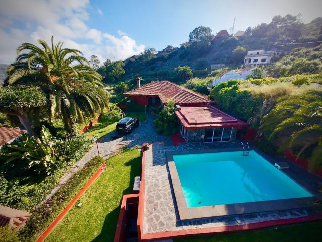 Chalet, Santa Brigida