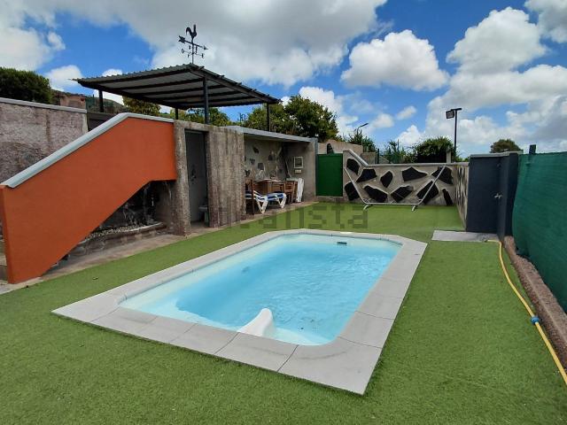 Chalet, Santa Brigida