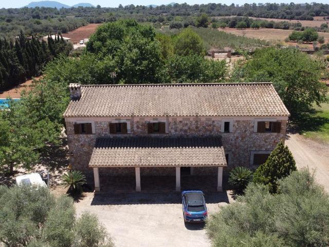 Chalet, Santa Eugenia