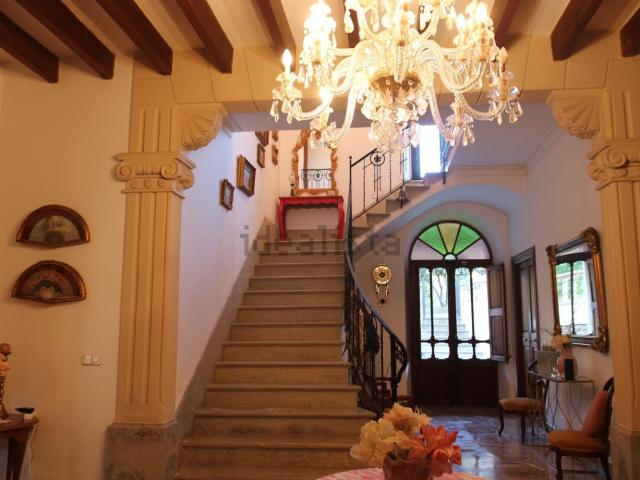 Chalet, Santa Eugenia