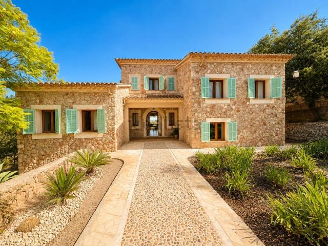 Chalet, Santa Eugenia