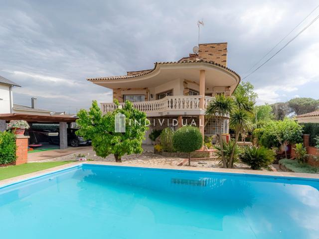 Chalet, Santa Eulàlia de Ronçana