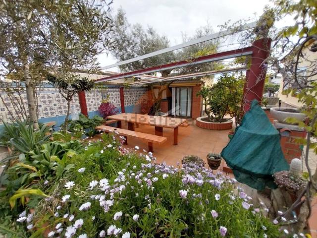 Chalet, Santa Oliva