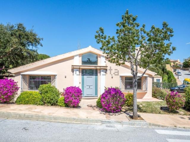 Chalet, Santa María Golf, Marbella