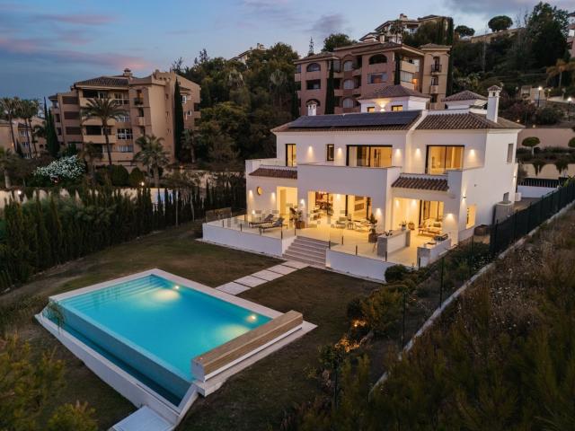 Chalet, Santa María Golf, Marbella