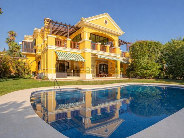 Chalet, Santa María Golf, Marbella