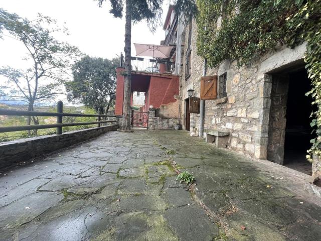 Chalet, Santa Maria d&apos Oló