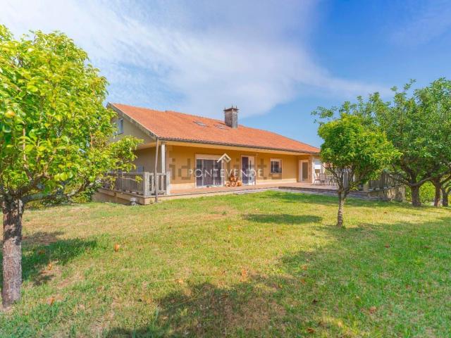 Chalet, Santa María de Xeve