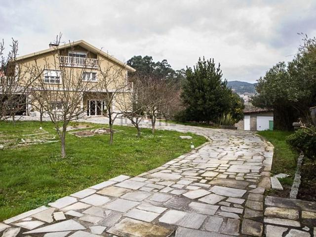 Chalet, Santa María de Xeve