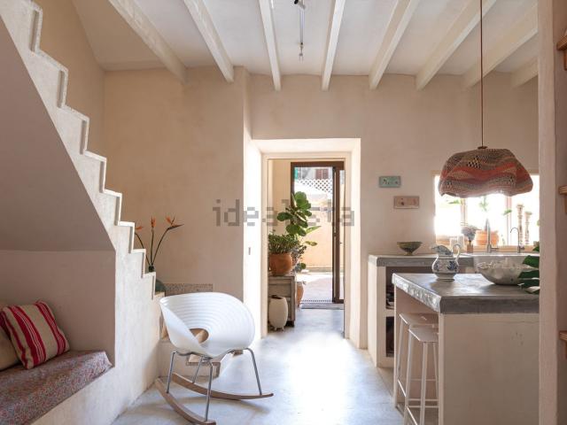Chalet, Santa Maria del Cami