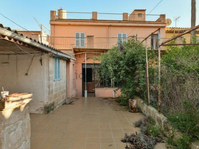 Chalet, Santa Maria del Cami