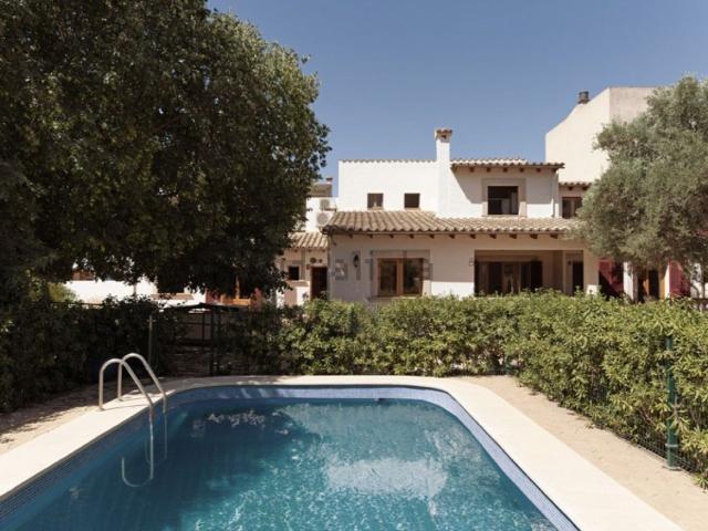 Chalet, Santa Maria del Cami