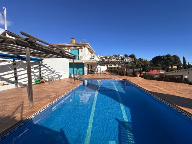 Chalet, Santa Susanna