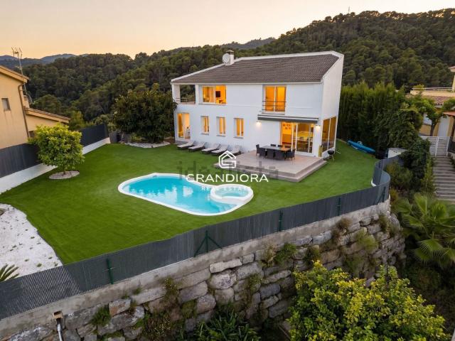 Chalet, Santa Susanna