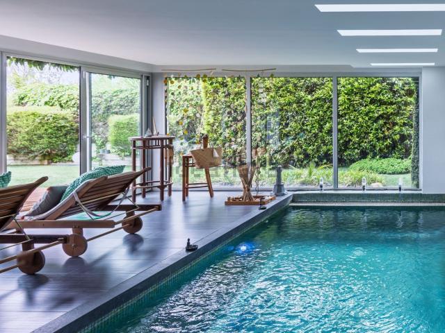 Chalet, Santa Susanna