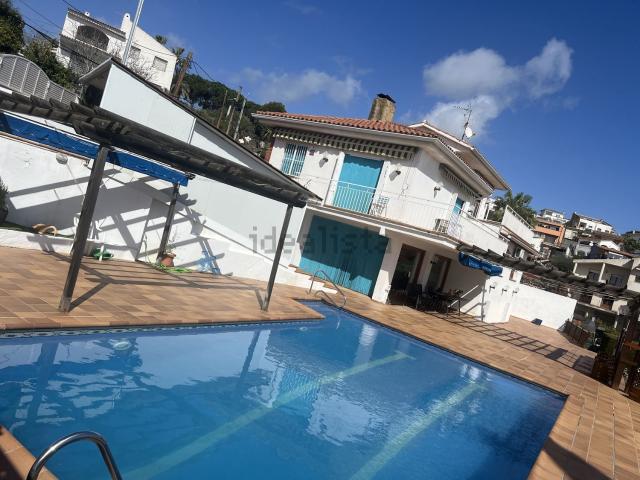 Chalet, Santa Susanna