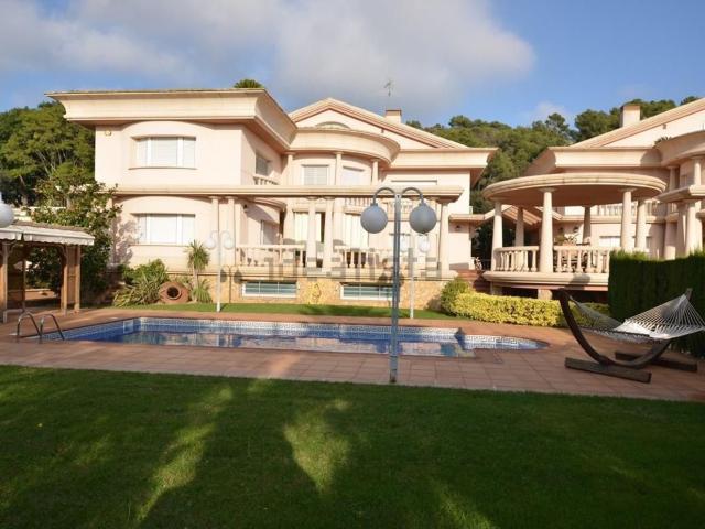 Chalet, Santa Susanna