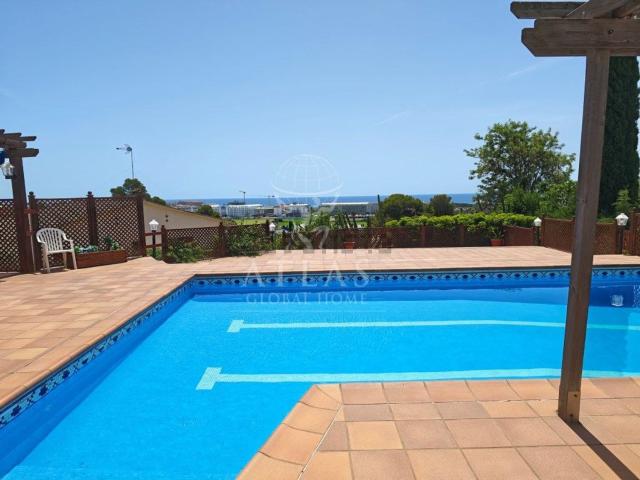 Chalet, Santa Susanna