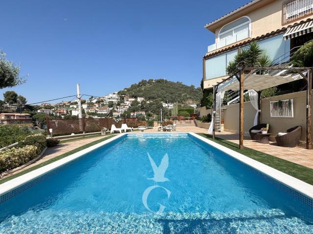 Chalet, Santa Susanna