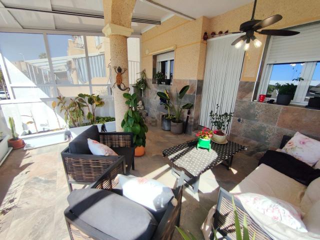 Chalet, Santa Pola