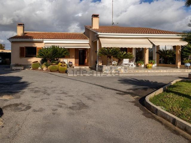 Chalet, Santa Pola