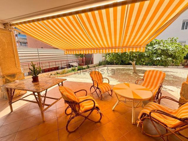 Chalet, Santa Pola