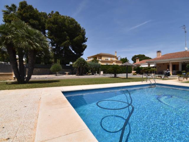 Chalet, Santa Pola