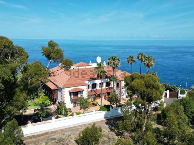 Chalet, Santa Ursula