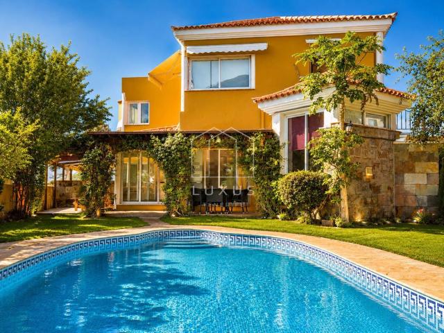 Chalet, Santa Ursula
