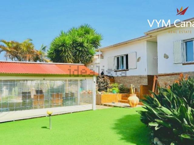 Chalet, Santa Ursula